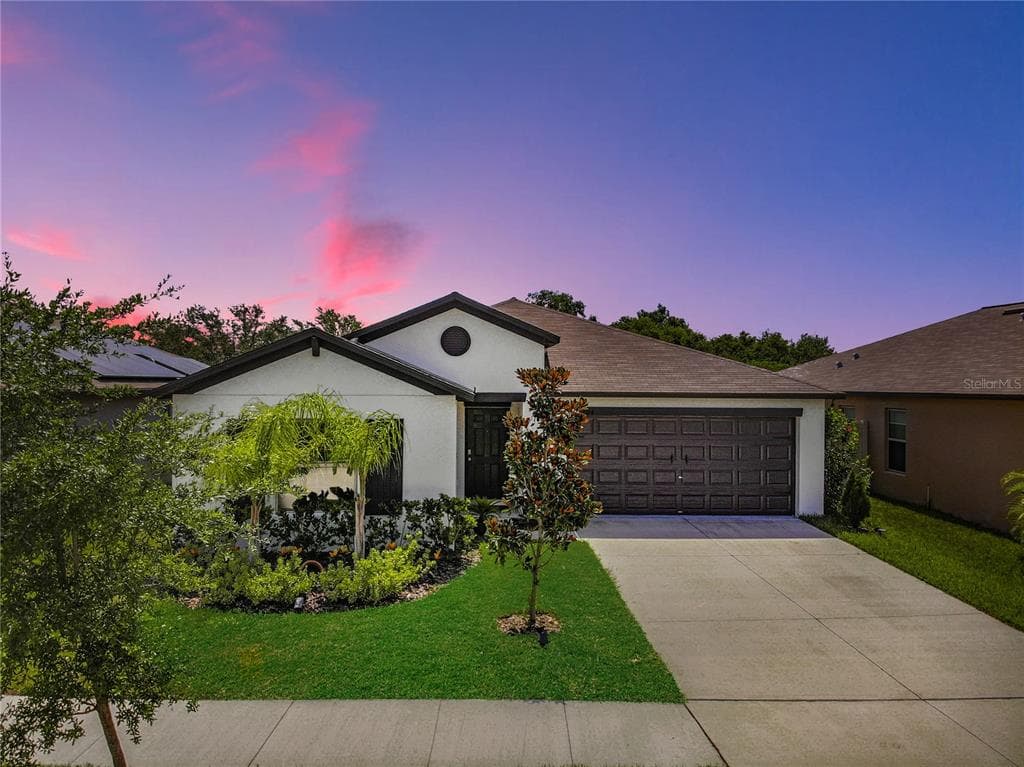 15704 CHARR ISLAND STREET SUN CITY CENTER, FL 33573