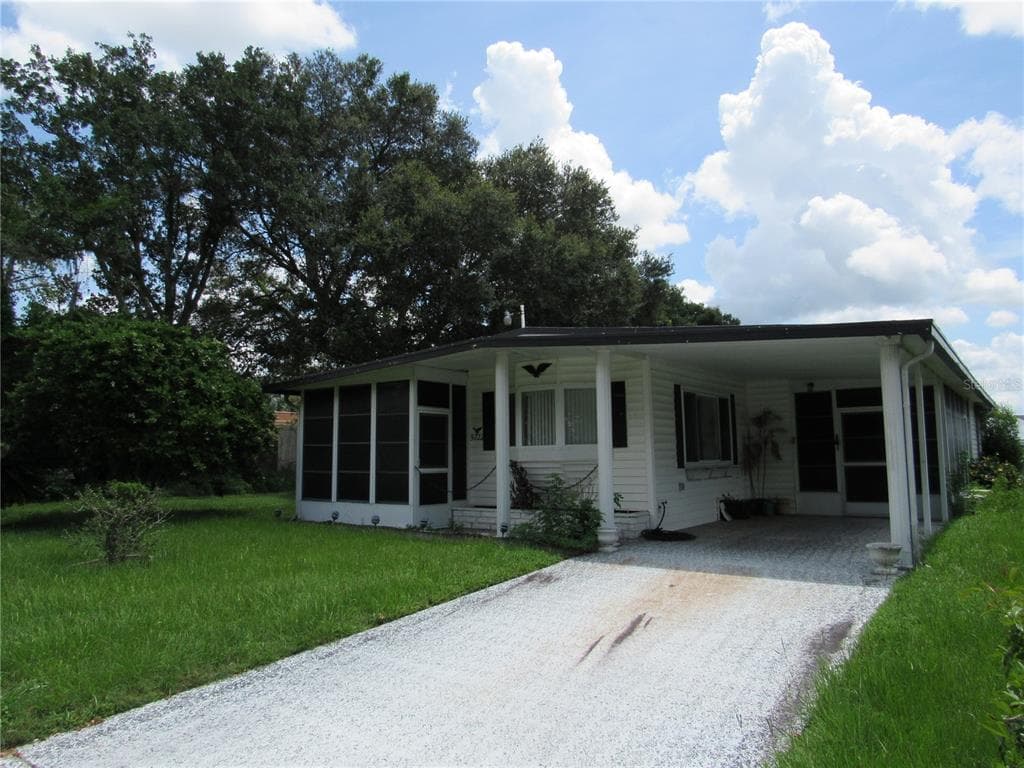 5722 DEAN DAIRY ROAD ZEPHYRHILLS, FL 33541