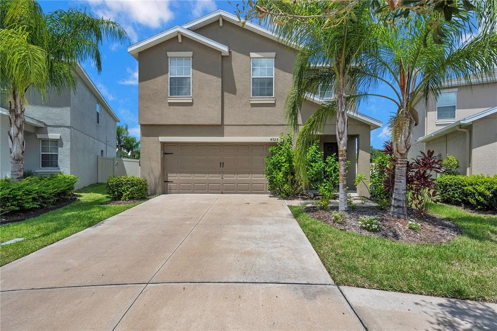 4928 REFLECTING POND CIRCLE WIMAUMA, FL 33598