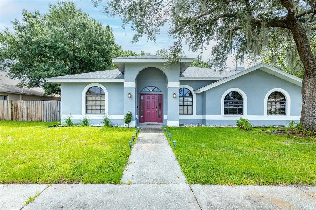 12001 LYNMOOR DRIVE RIVERVIEW, FL 33579