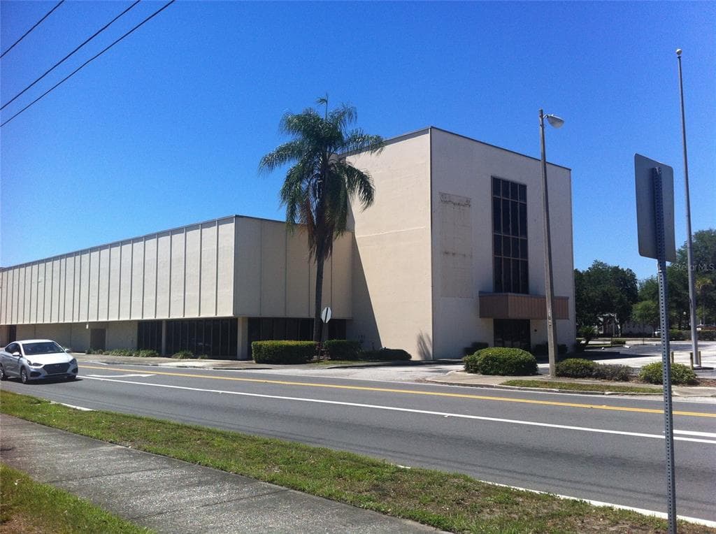 105 S WHEELER STREET PLANT CITY, FL 33563