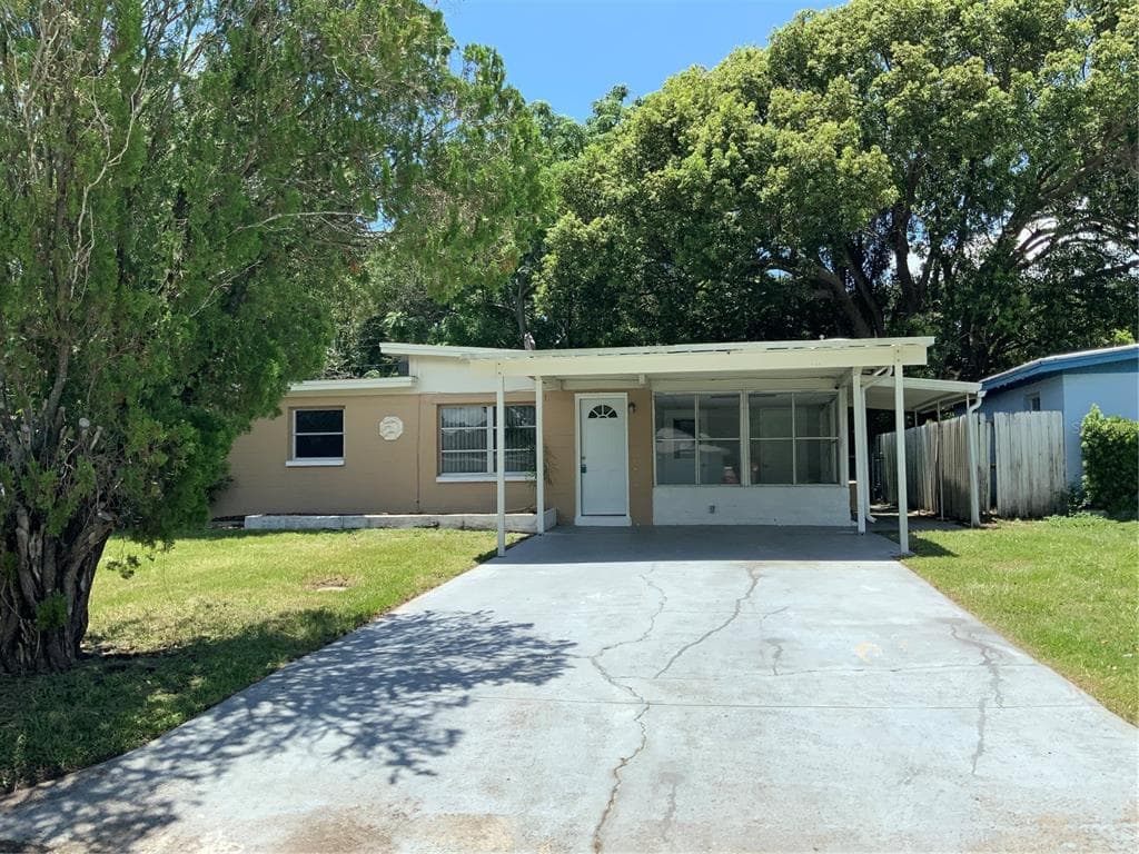 10268 117TH TERRACE LARGO, FL 33773