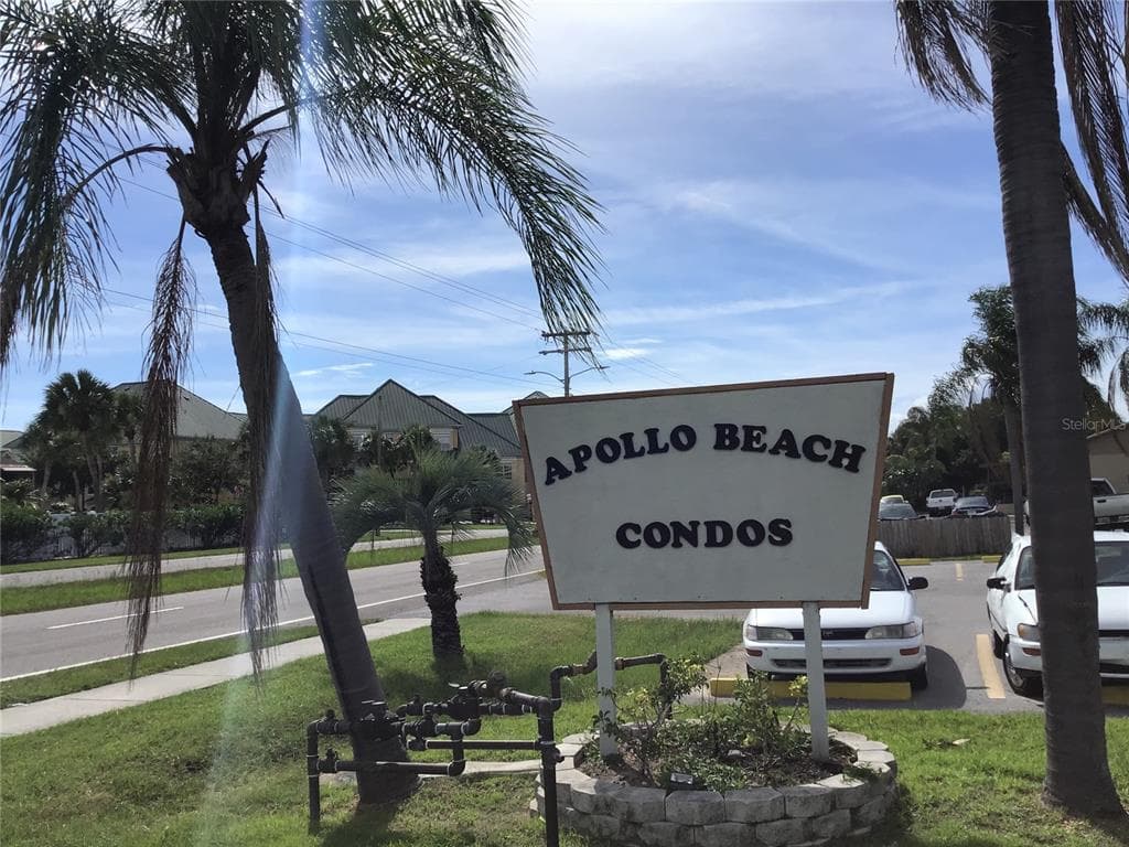 1025 APOLLO BEACH BOULEVARD UNIT B APOLLO BEACH, FL 33572