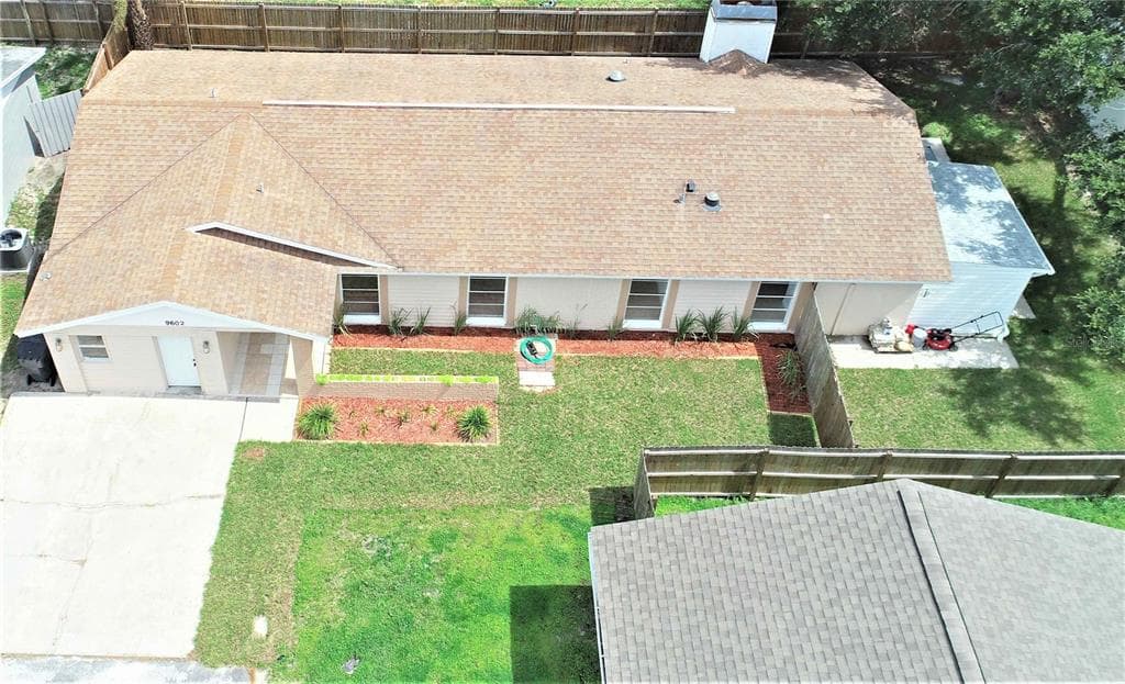 9602 KINGSBURGH COURT TAMPA, FL 33615