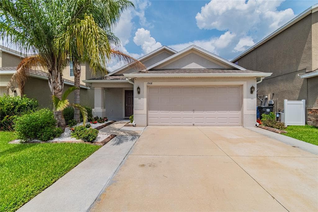 1908 HAWKS VIEW DRIVE RUSKIN, FL 33570