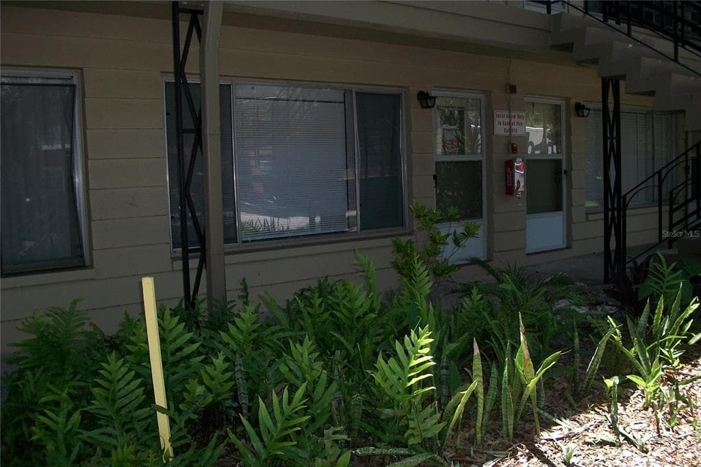 1257 DREW STREET UNIT 7 CLEARWATER, FL 33755