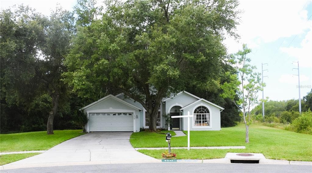6418 BEAVER WAY TAMPA, FL 33625