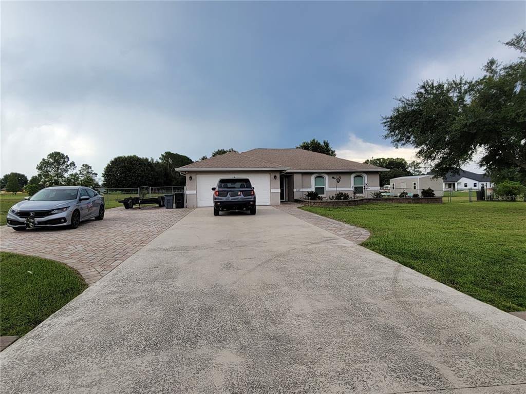 31609 HUNT CLUB LANE WESLEY CHAPEL, FL 33543