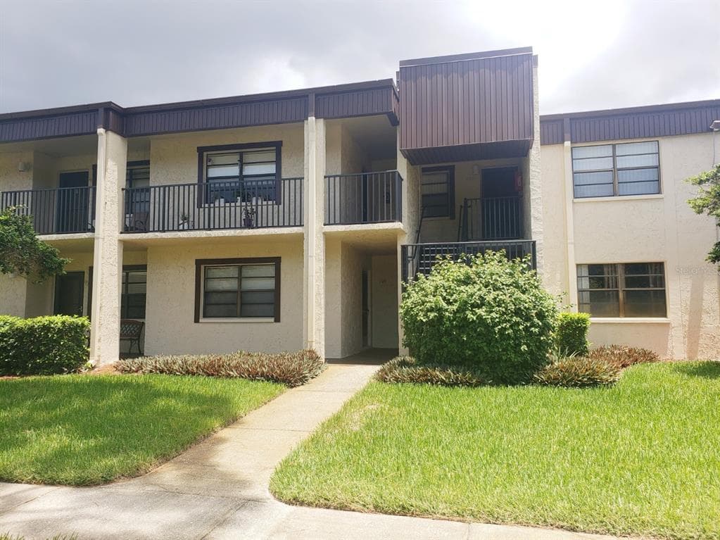 2400 WINDING CREEK BOULEVARD UNIT 16-205 CLEARWATER, FL 33761