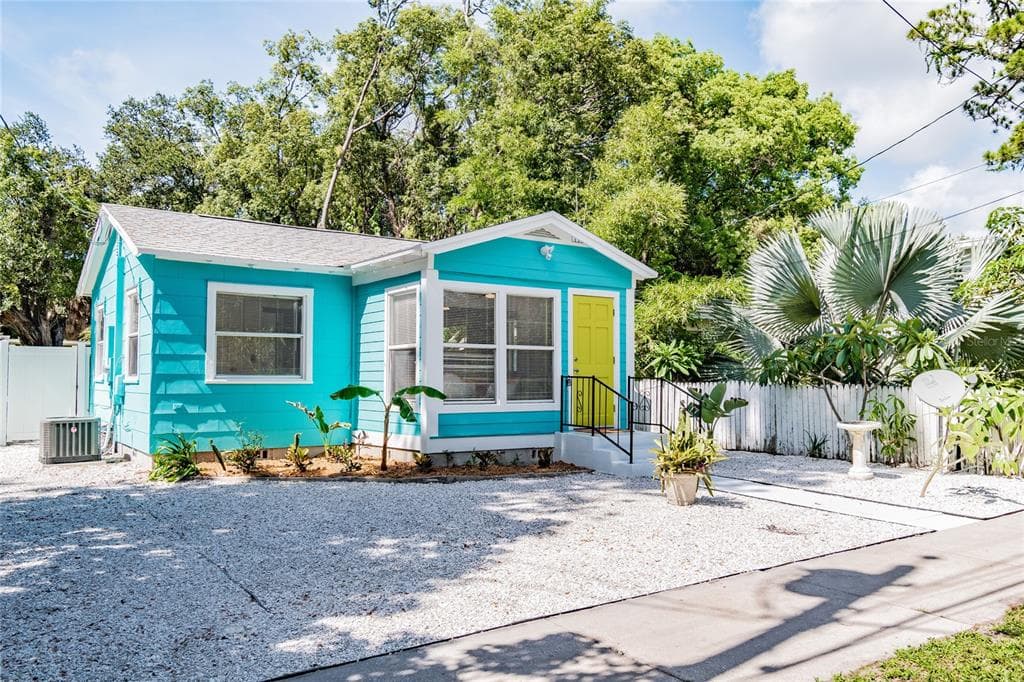 5113 TANGERINE AVENUE S GULFPORT, FL 33707