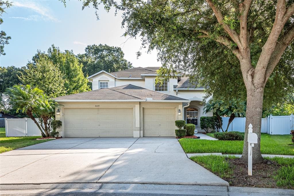 2633 QUEEN ALBERTA DRIVE VALRICO, FL 33596