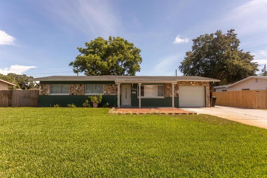 5600 25TH AVENUE N ST PETERSBURG, FL 33710