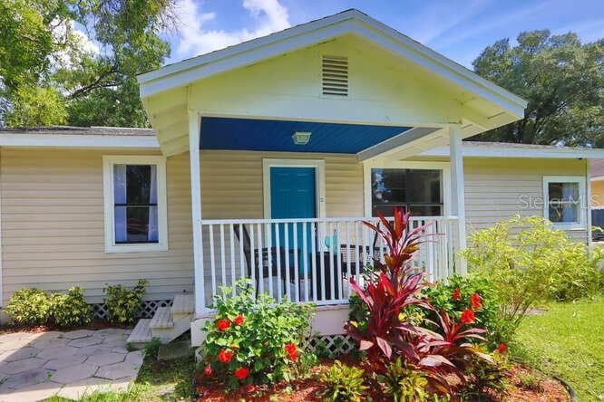 1809 W FLORA STREET TAMPA, FL 33604