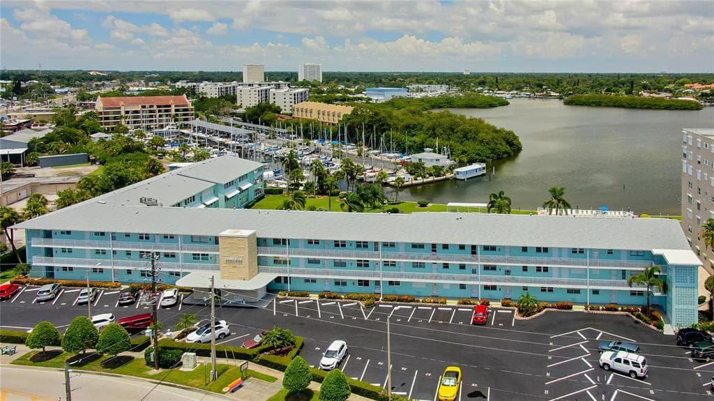 1819 SHORE DRIVE S UNIT 214 SOUTH PASADENA, FL 33707