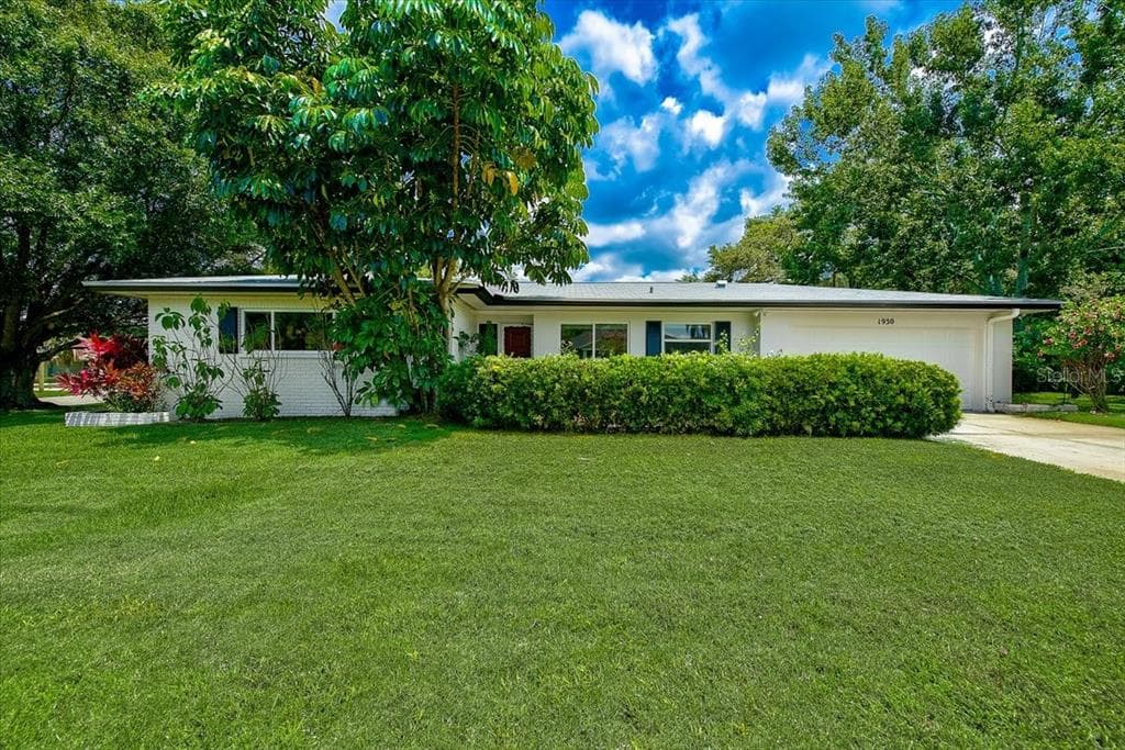 1930 RIPON DRIVE CLEARWATER, FL 33764