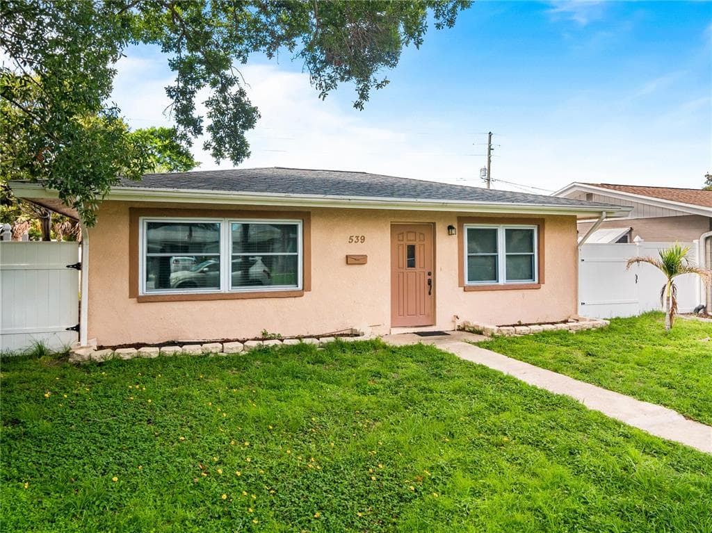 539 75TH AVENUE N ST PETERSBURG, FL 33702