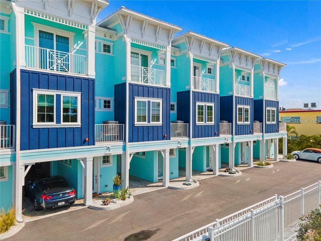 11723 1ST STREET E TREASURE ISLAND, FL 33706