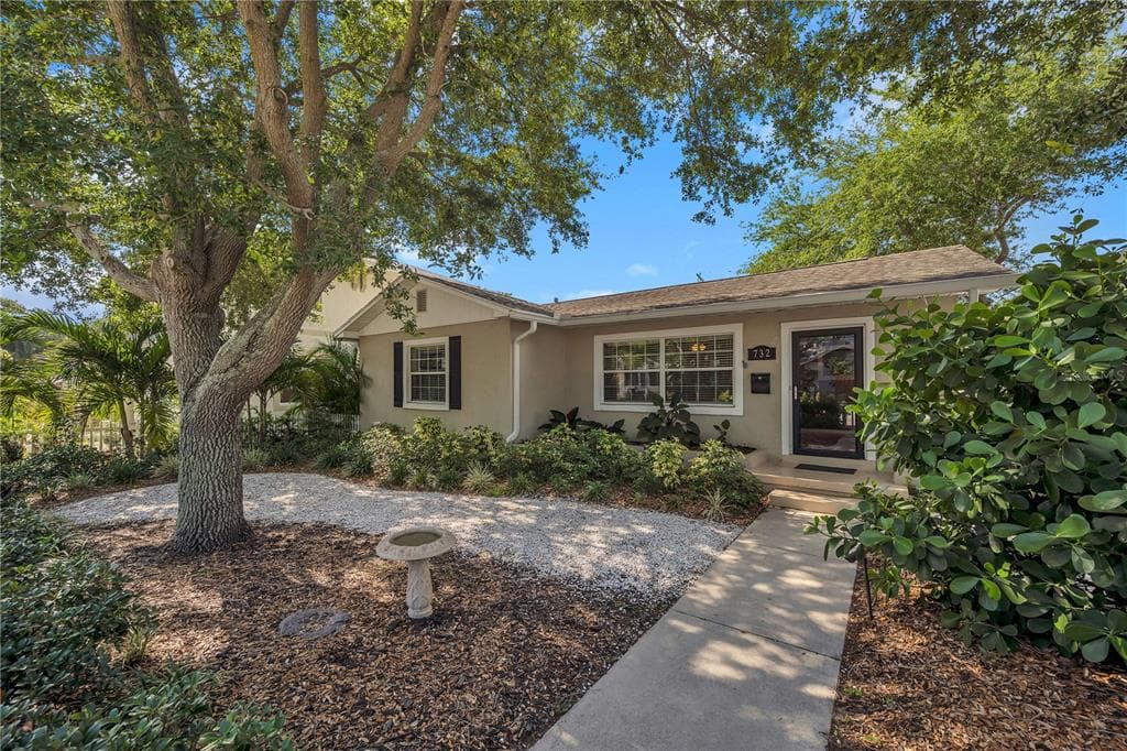 732 22ND AVENUE N ST PETERSBURG, FL 33704
