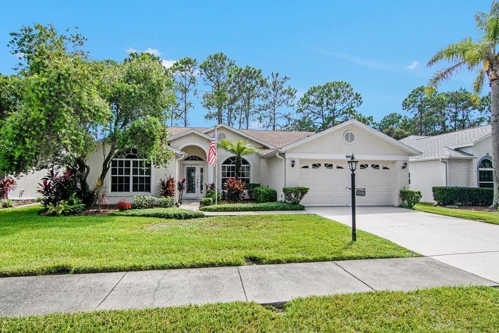 9422 CONSERVATION DRIVE NEW PORT RICHEY, FL 34655