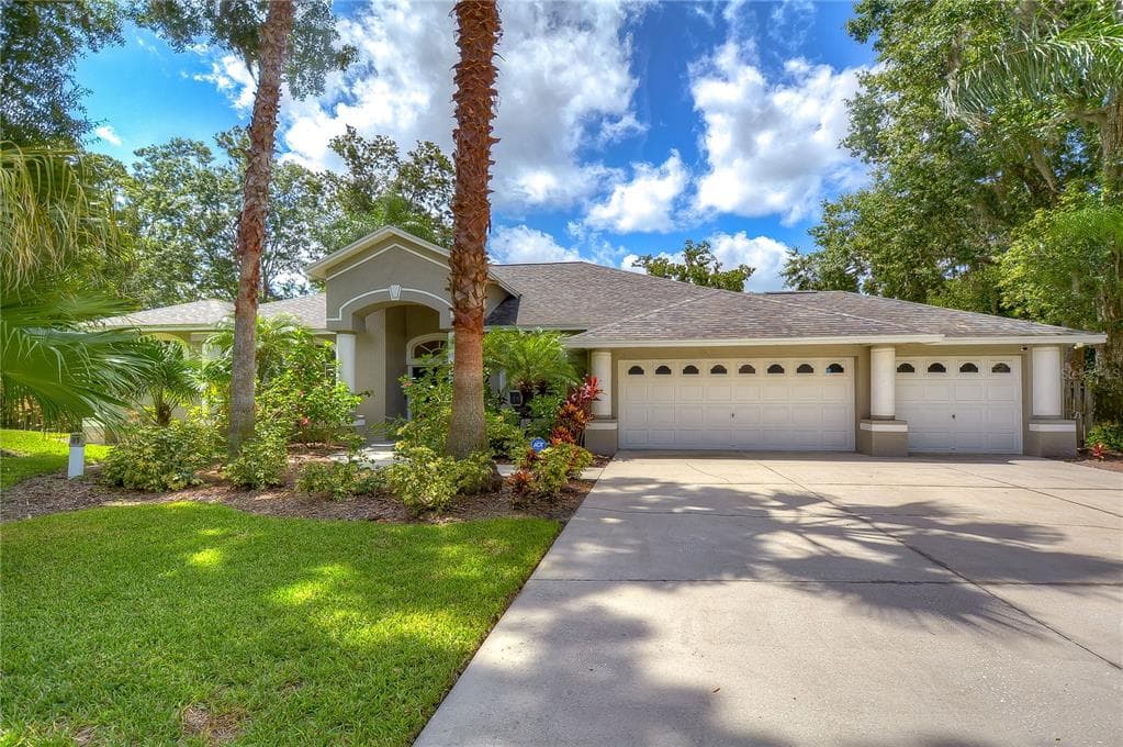 123 MYRTLE RIDGE ROAD LUTZ, FL 33549