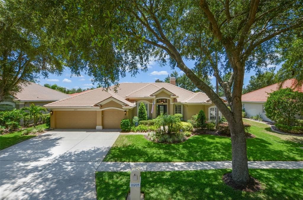 10205 CYPRESS LINKS DRIVE TAMPA, FL 33647