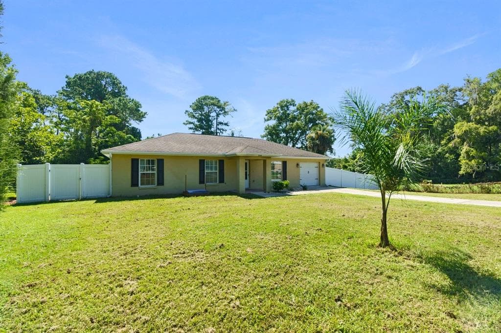 12585 SE HWY 484 BELLEVIEW, FL 34420