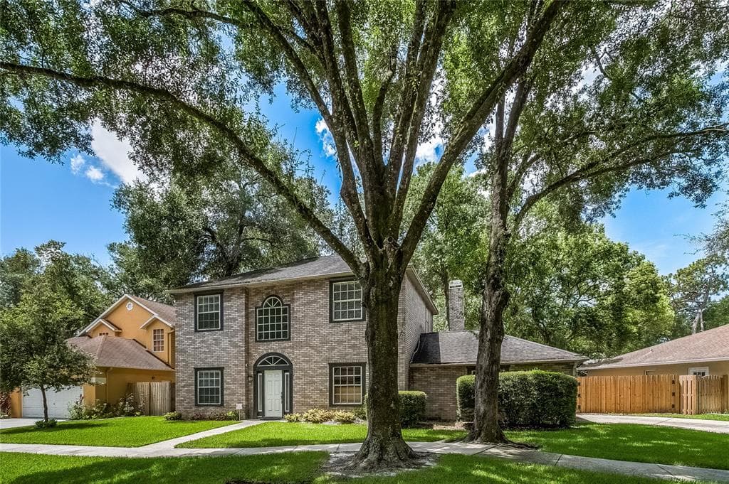 1310 W CARISSA COURT TAMPA, FL 33604