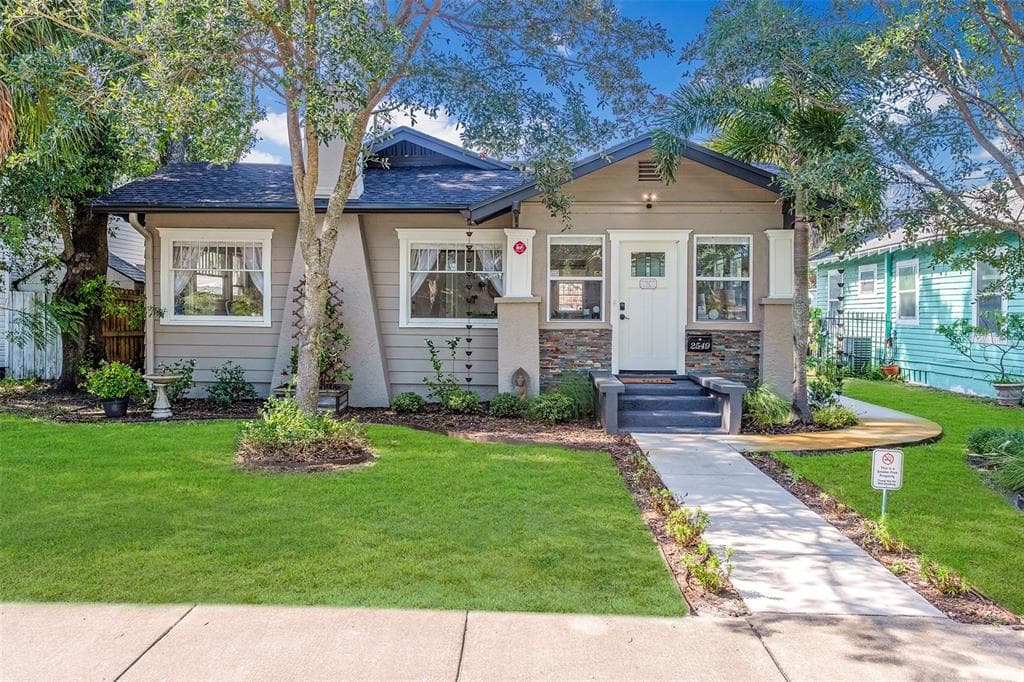 2549 1ST AVENUE S ST PETERSBURG, FL 33712