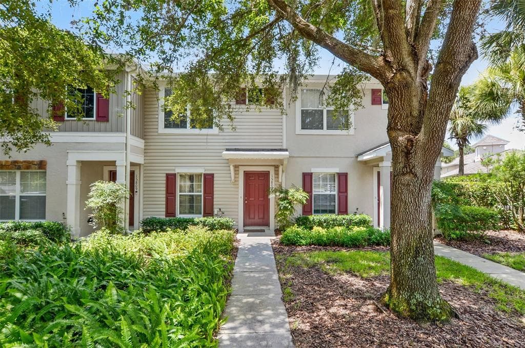 15807 FISHHAWK FALLS DRIVE LITHIA, FL 33547
