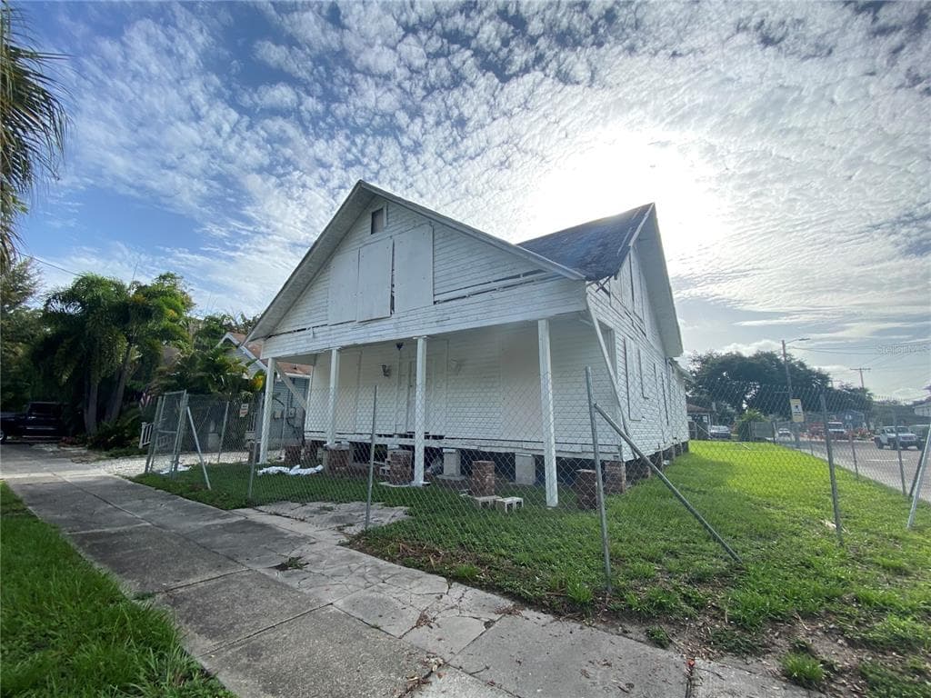 118 S WESTLAND AVENUE TAMPA, FL 33606