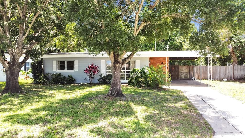 4160 POMPANO DRIVE SE ST PETERSBURG, FL 33705