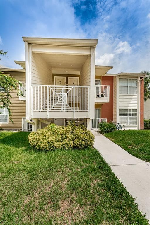 302 LAKE PARSONS GREEN UNIT 104 BRANDON, FL 33511