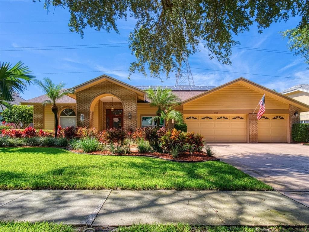 2920 CHANCERY LANE CLEARWATER, FL 33759