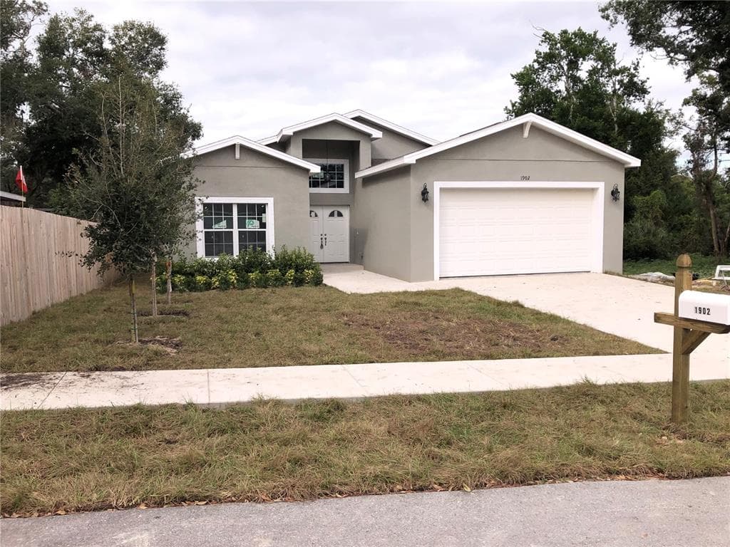 1902 VIRGINIA AVENUE TARPON SPRINGS, FL 34689