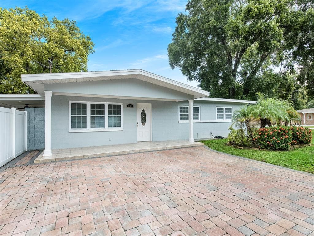 6600 N ORLEANS AVENUE TAMPA, FL 33604
