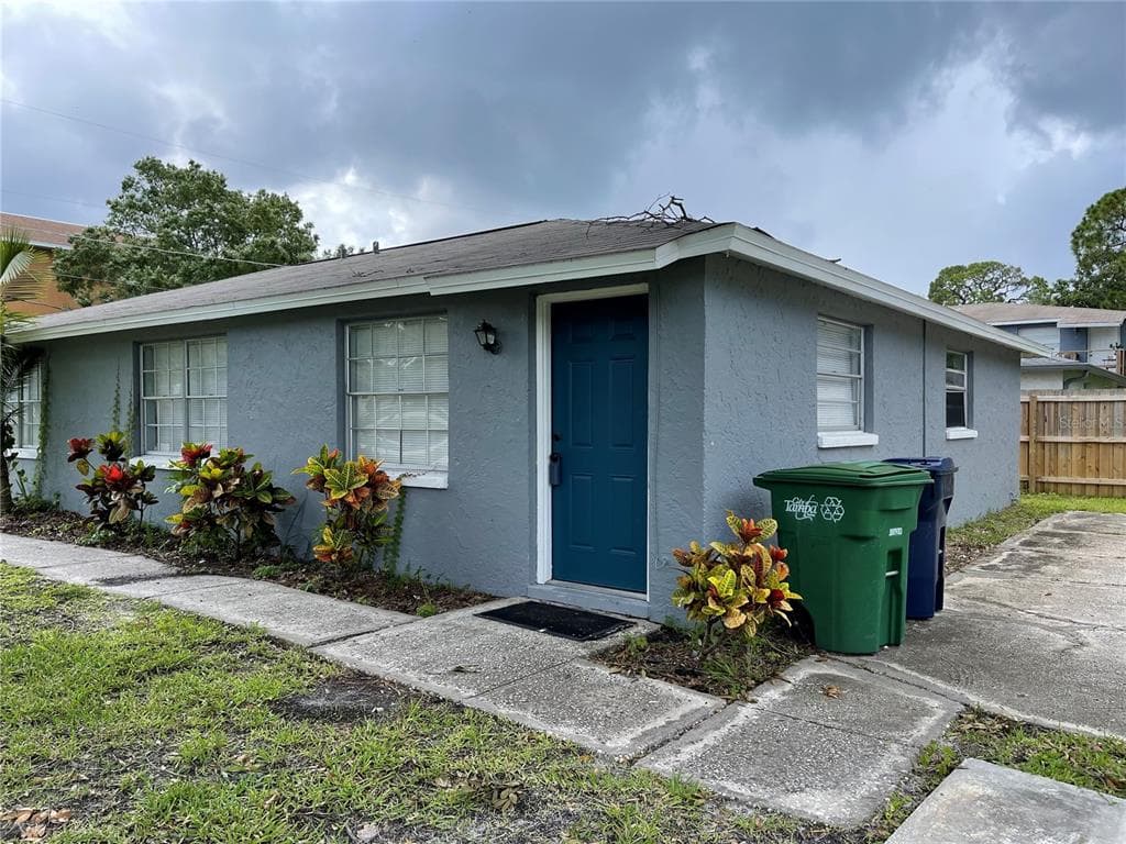 6801 S FAUL STREET UNIT B TAMPA, FL 33616