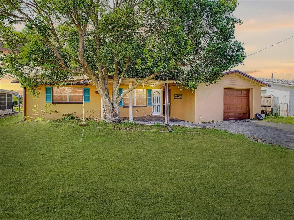 4042 CLUSTER DRIVE HOLIDAY, FL 34691