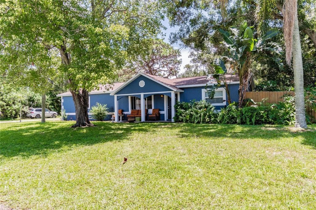 5872 60TH AVENUE N ST PETERSBURG, FL 33709