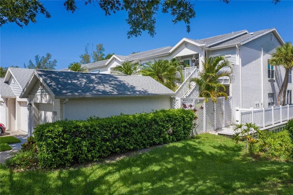 11430 SHIPWATCH LANE UNIT 1059 LARGO, FL 33774
