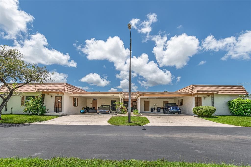 3937 EL CANTI CAMINO NEW PORT RICHEY, FL 34655
