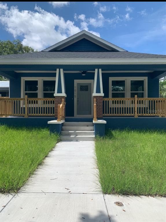 1015 E CRENSHAW STREET TAMPA, FL 33604