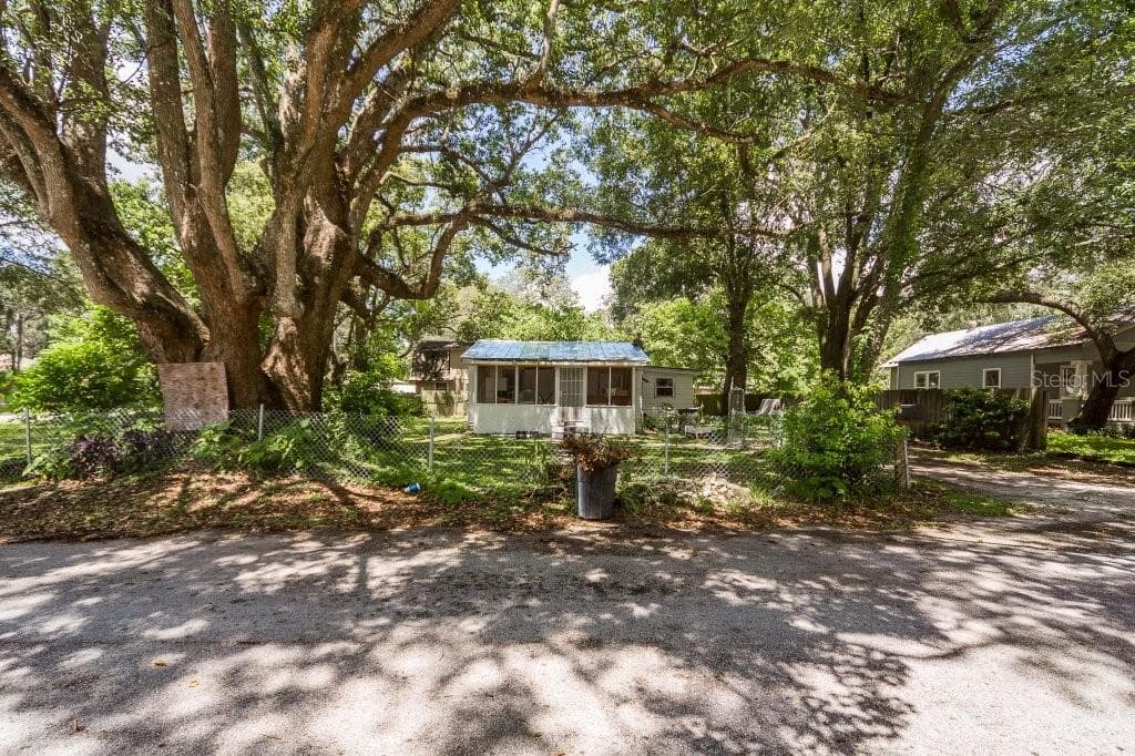 5304 CHERRY AVENUE SEFFNER, FL 33584