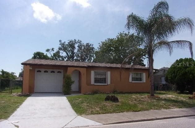 9015 WESTBY LANE PORT RICHEY, FL 34668