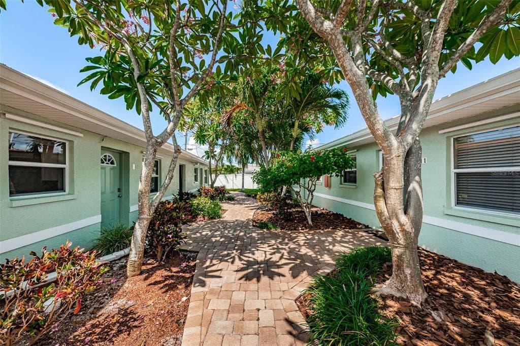 9040 BLIND PASS ROAD UNIT B5 ST PETE BEACH, FL 33706