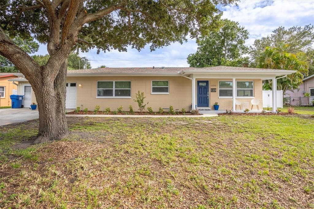 6934 10TH AVENUE N ST PETERSBURG, FL 33710