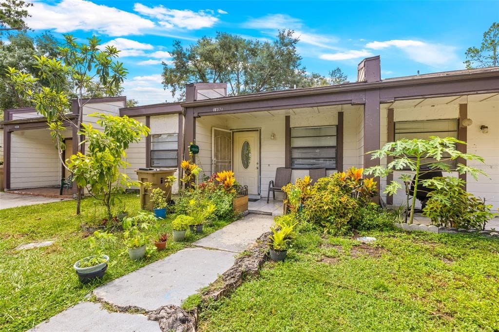 10334 COUNCILS WAY TAMPA, FL 33617