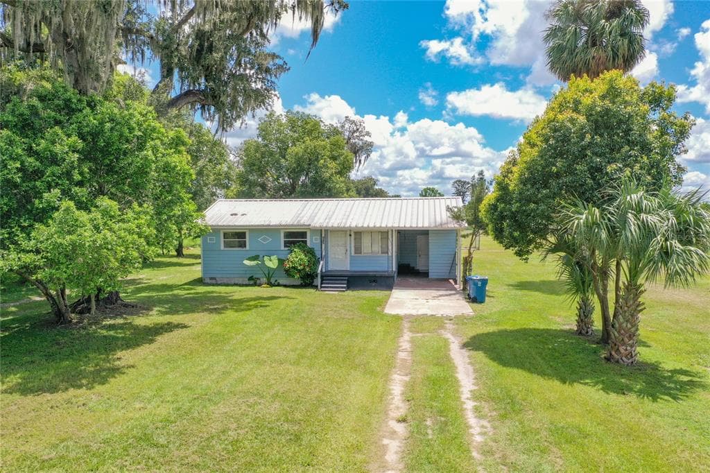 111 S HENDRY AVENUE FORT MEADE, FL 33841
