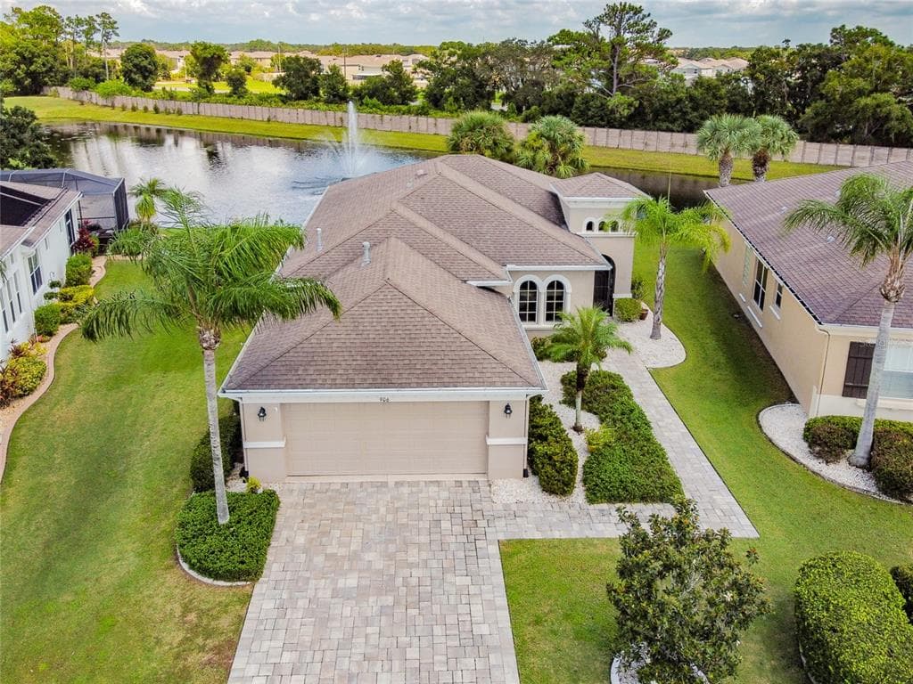 906 REGAL MANOR WAY SUN CITY CENTER, FL 33573