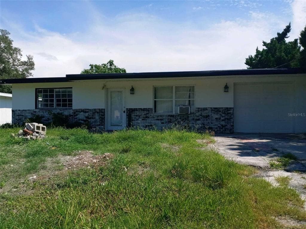6734 SANDRA DRIVE