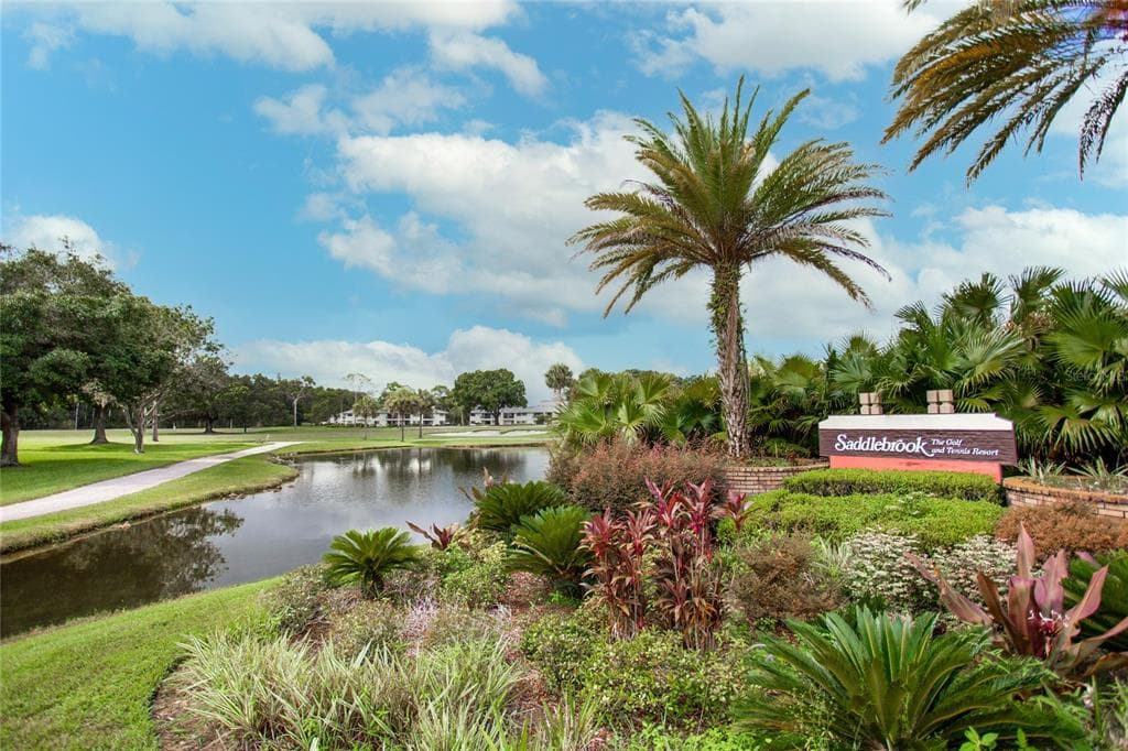 4758 FOX HUNT DRIVE UNIT 438 & 440 WESLEY CHAPEL, FL 33543